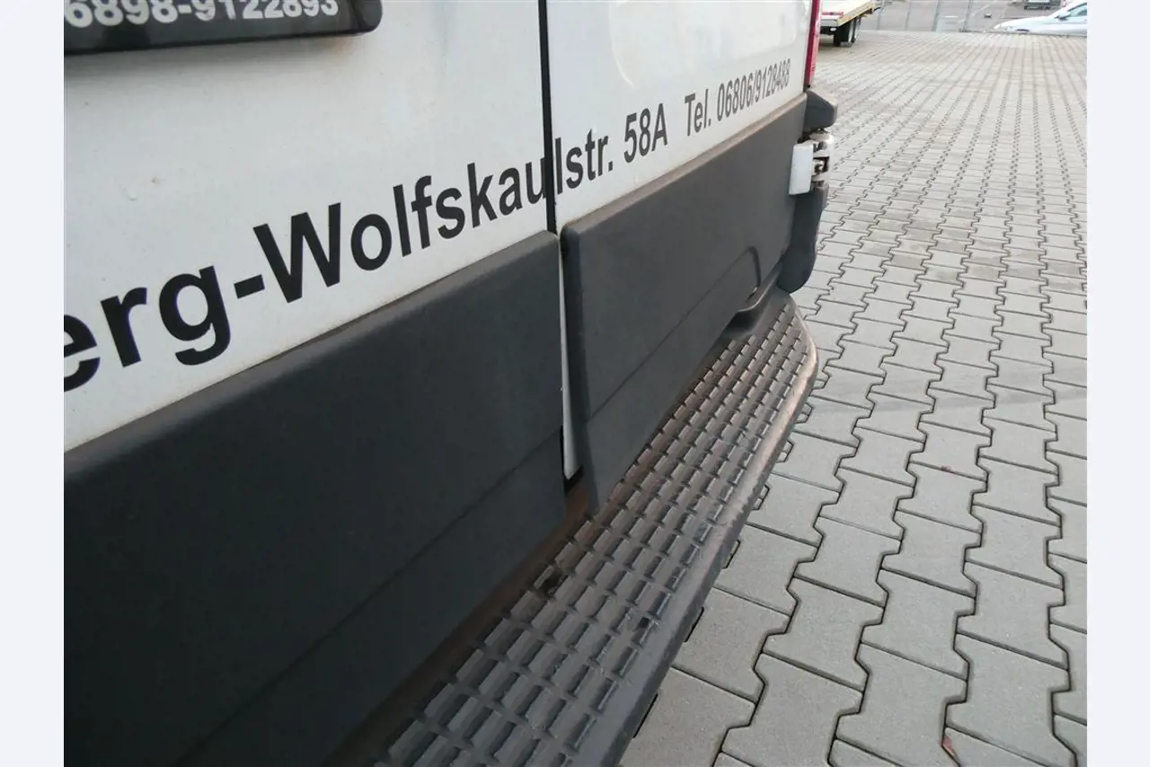 Maszyny i sprzęt firmy zajmującej się budową dróg-9