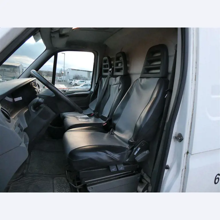 Maszyny i sprzęt firmy zajmującej się budową dróg-11