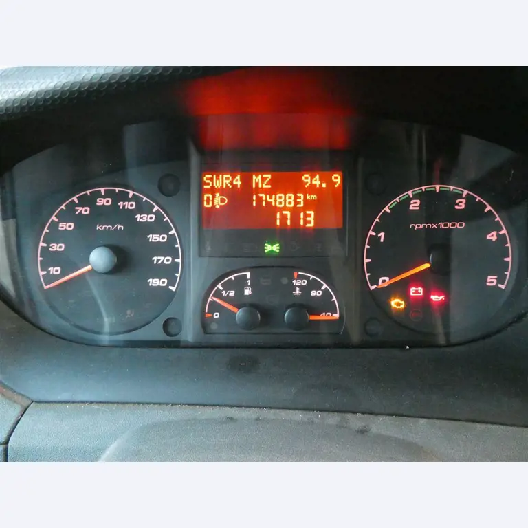 Maszyny i sprzęt firmy zajmującej się budową dróg-13