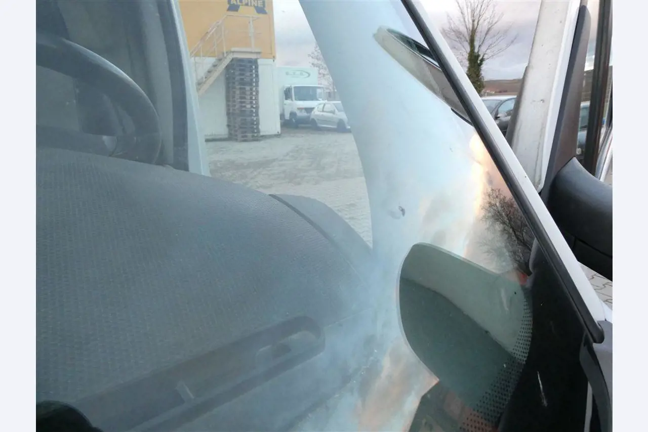 Maszyny i sprzęt firmy zajmującej się budową dróg-17