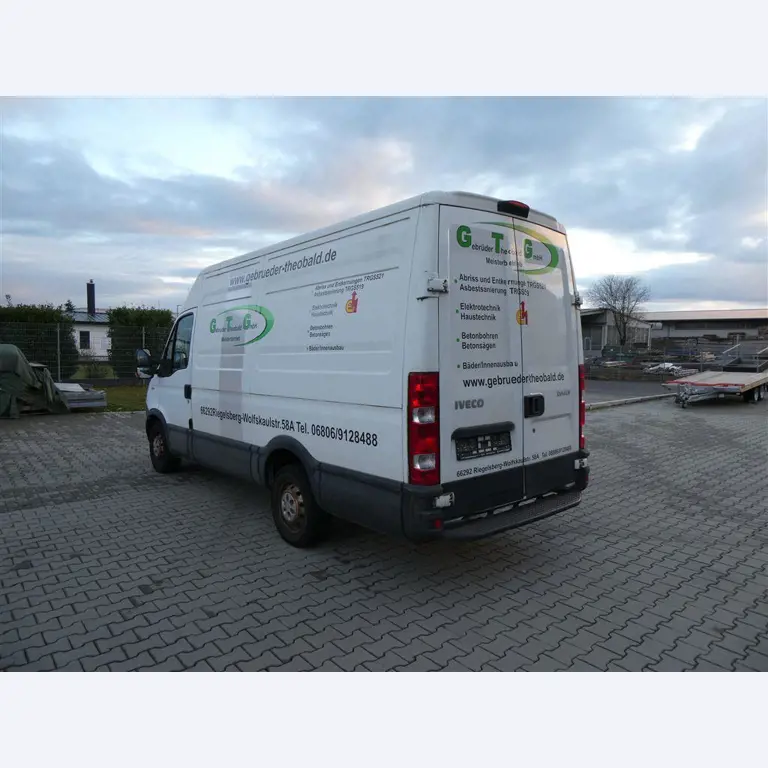 Maszyny i sprzęt firmy zajmującej się budową dróg-3