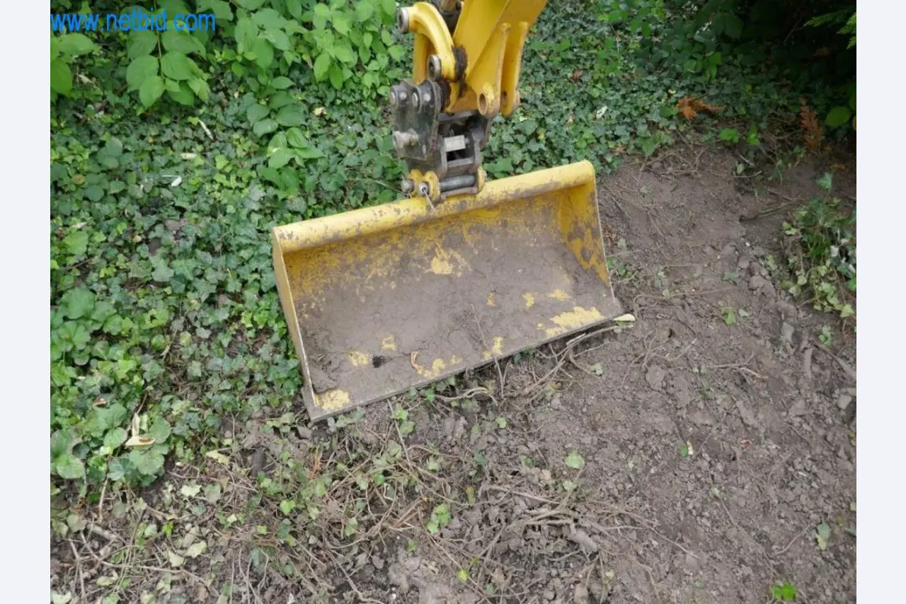 Máquinas e equipamento de uma empresa de construção de estradas-10