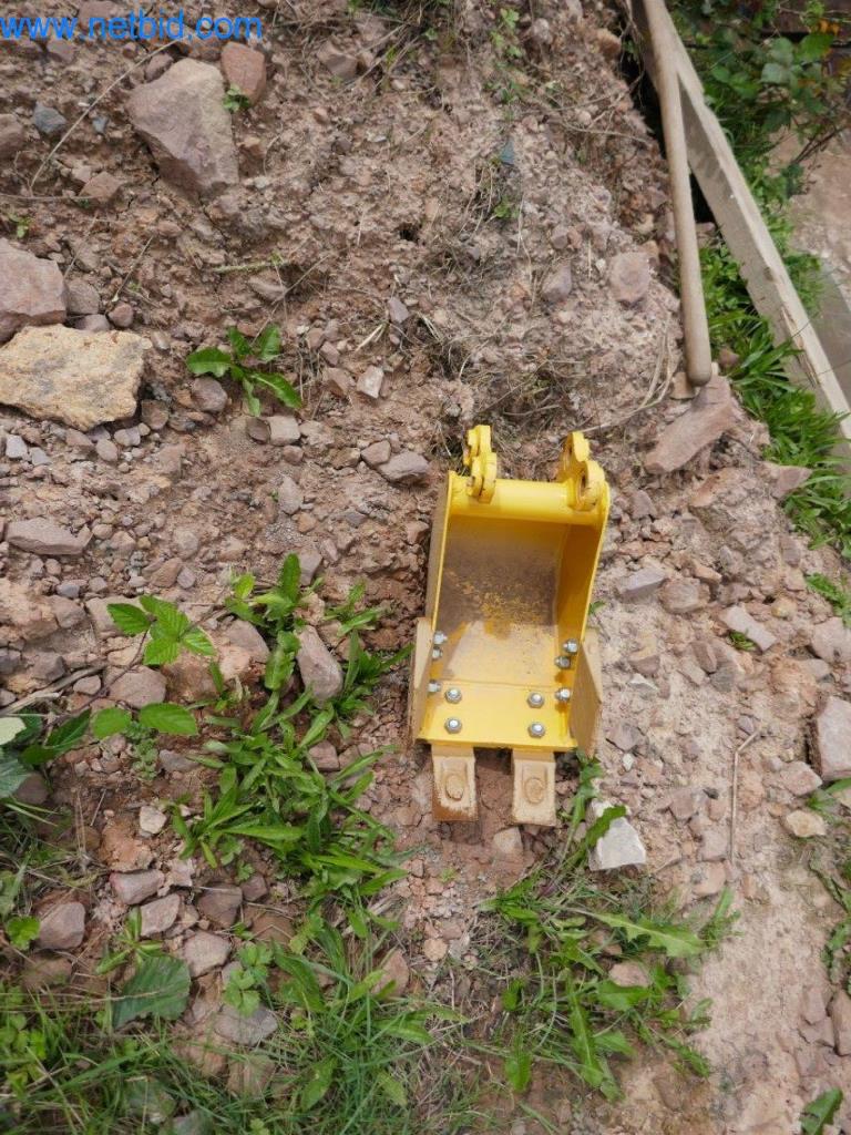 Stroje a zařízení silniční stavební společnosti-11