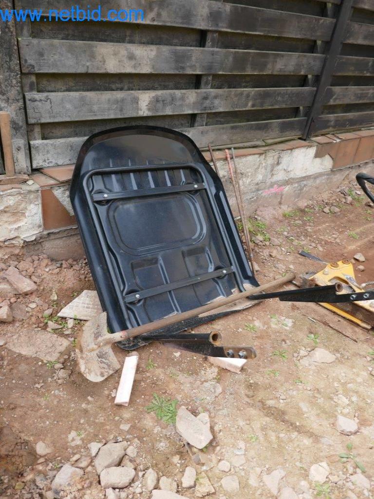 Stroje a zařízení silniční stavební společnosti-12