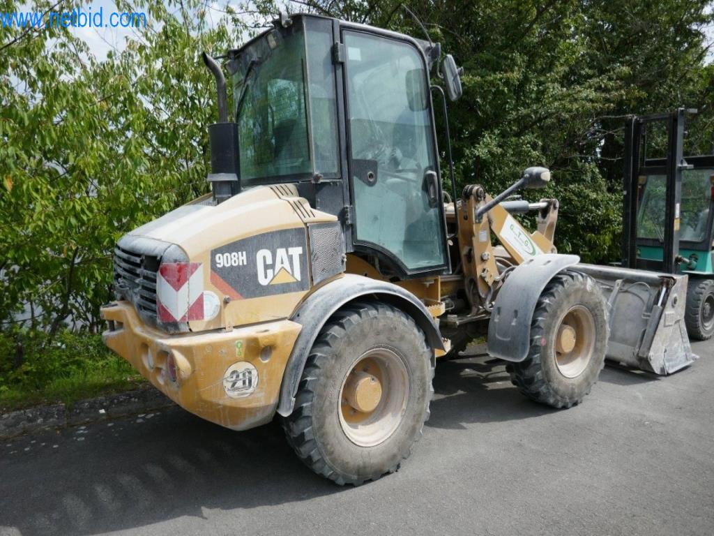 Machines et équipement d'une entreprise de construction de routes-2