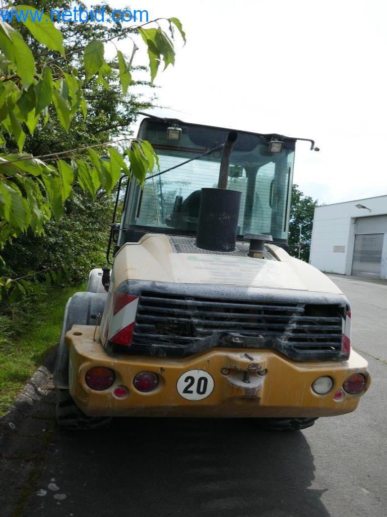 Machines et équipement d'une entreprise de construction de routes-3