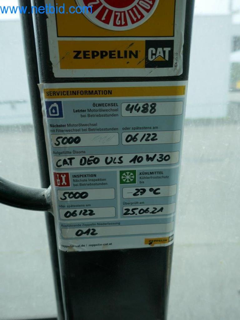 Machines et équipement d'une entreprise de construction de routes-5