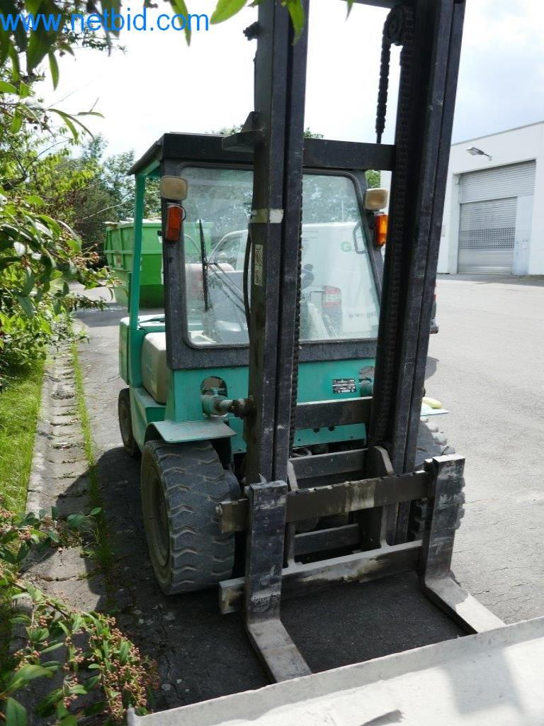 Máquinas y equipos de una empresa de construcción de carreteras-4