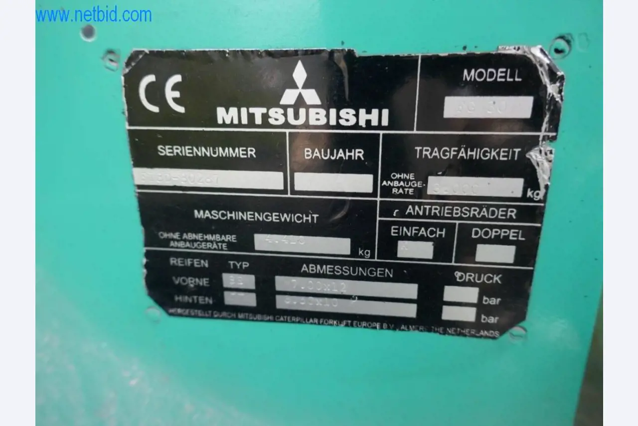 Machines et équipement d'une entreprise de construction de routes-6