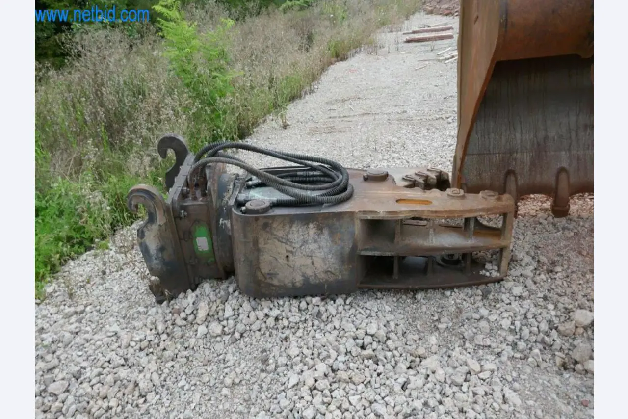 Máquinas e equipamento de uma empresa de construção de estradas-1