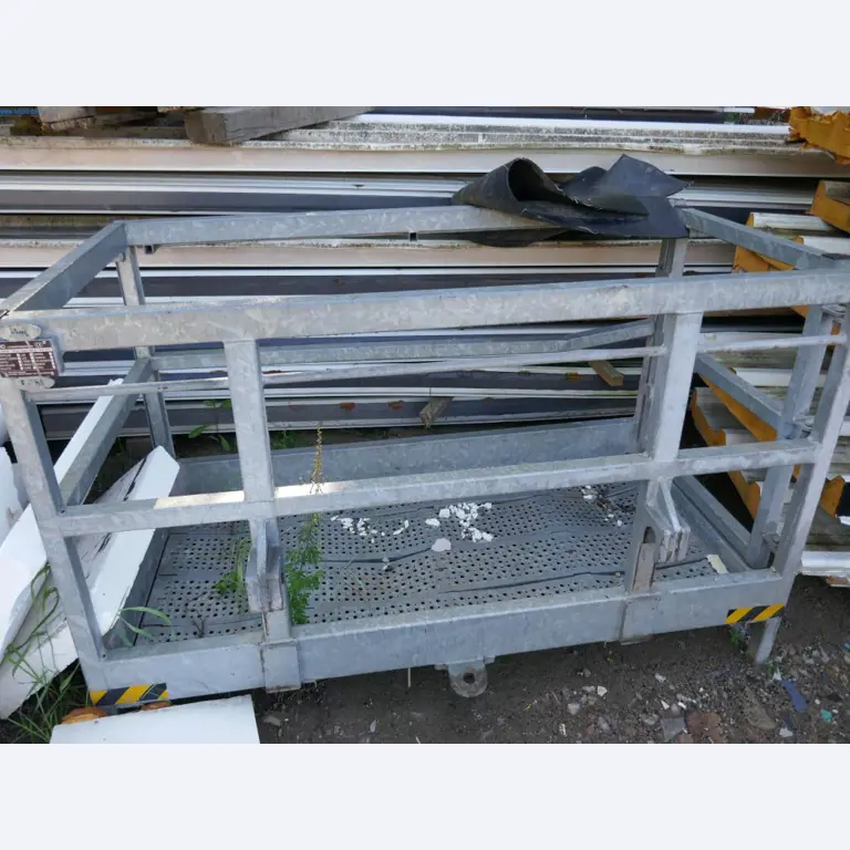 Máquinas e equipamento de uma empresa de construção de estradas-16