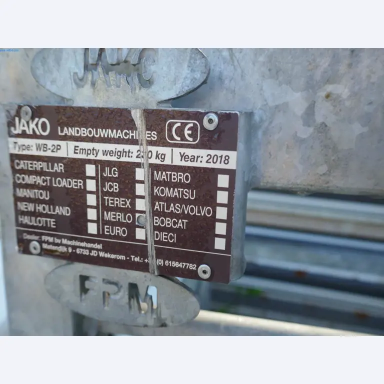 Máquinas e equipamento de uma empresa de construção de estradas-17