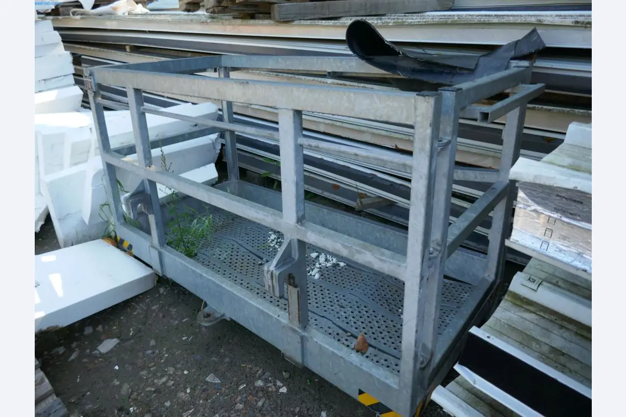 Máquinas e equipamento de uma empresa de construção de estradas-18