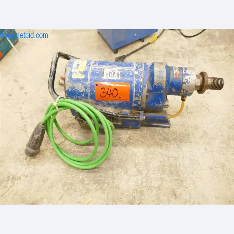 Máquinas y equipos de una empresa de construcción de carreteras-1