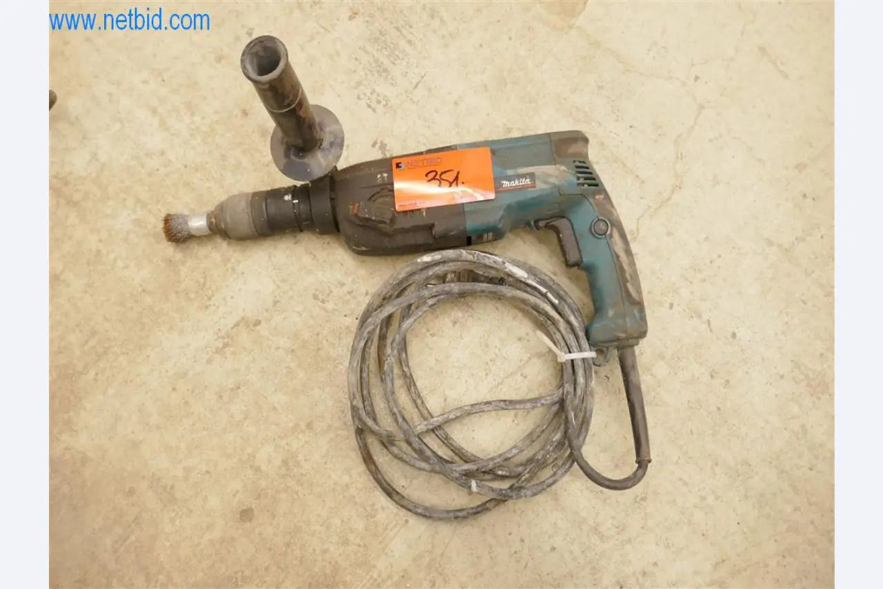 Máquinas y equipos de una empresa de construcción de carreteras-3