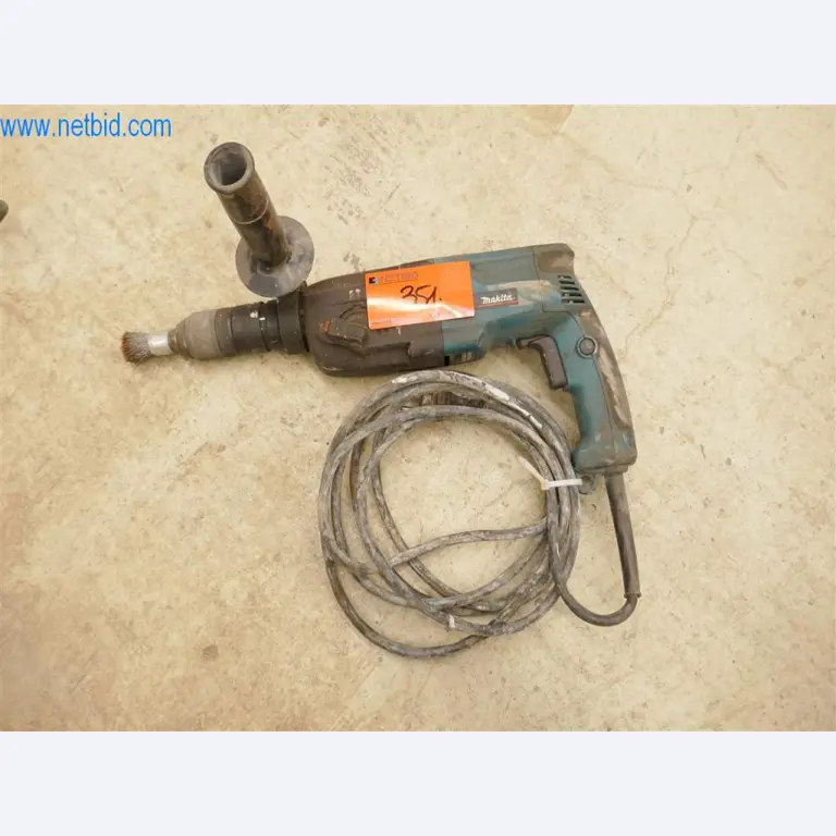 Máquinas y equipos de una empresa de construcción de carreteras-3