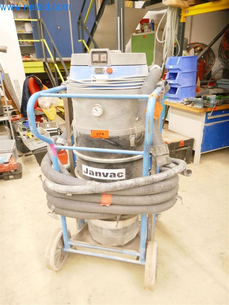 Maszyny i sprzęt firmy zajmującej się budową dróg-1