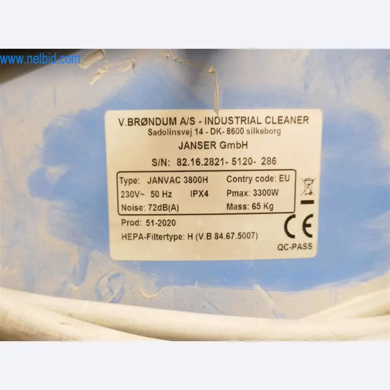 Máquinas e equipamento de uma empresa de construção de estradas-2