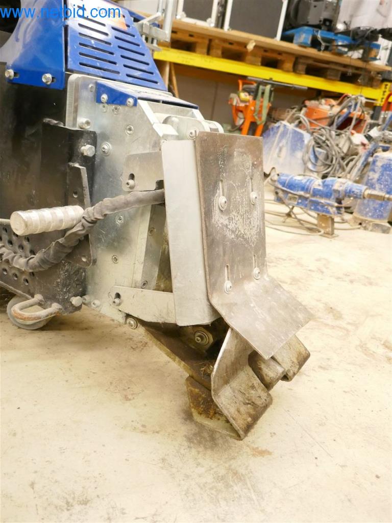 Maszyny i sprzęt firmy zajmującej się budową dróg-2