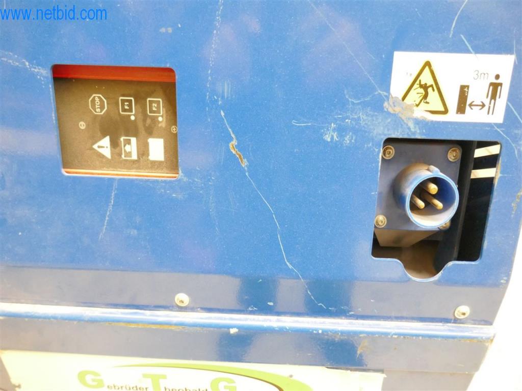 Maszyny i sprzęt firmy zajmującej się budową dróg-4