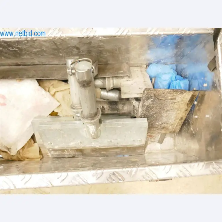 Máquinas e equipamento de uma empresa de construção de estradas-9