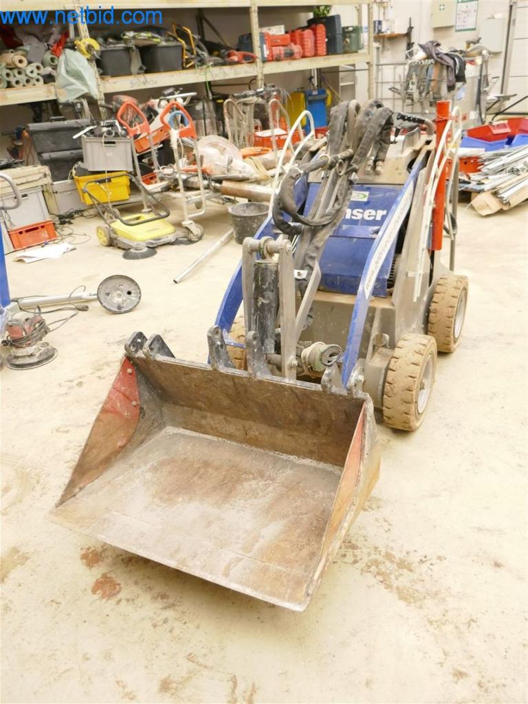 Maszyny i sprzęt firmy zajmującej się budową dróg-4