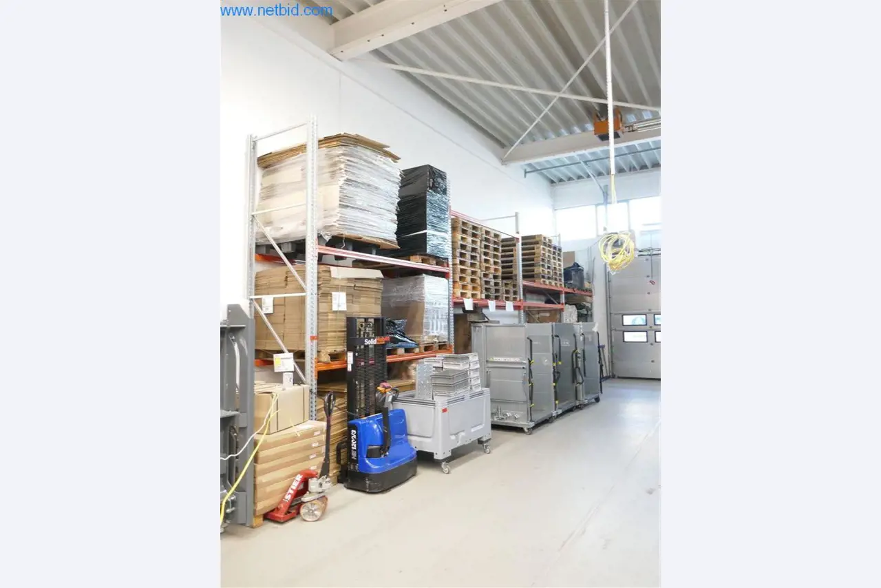 Bedrijfs- en kantooruitrusting-1