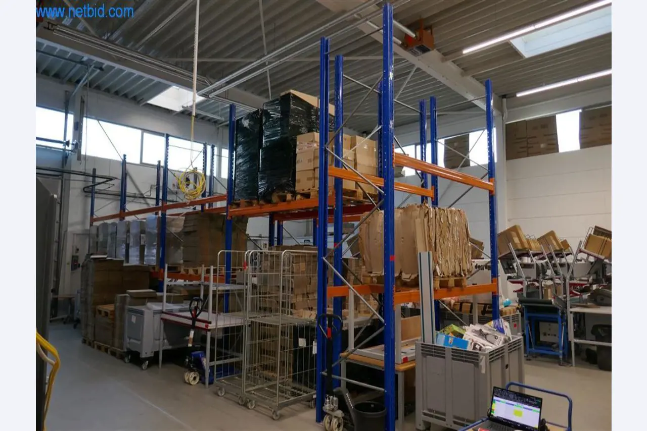 Bedrijfs- en kantooruitrusting-3