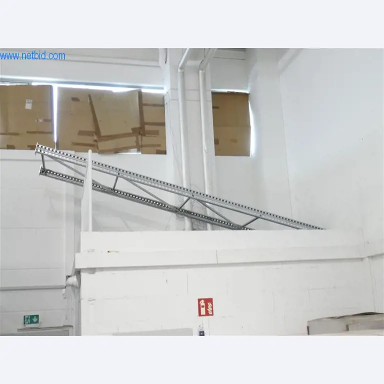 Bedrijfs- en kantooruitrusting-7