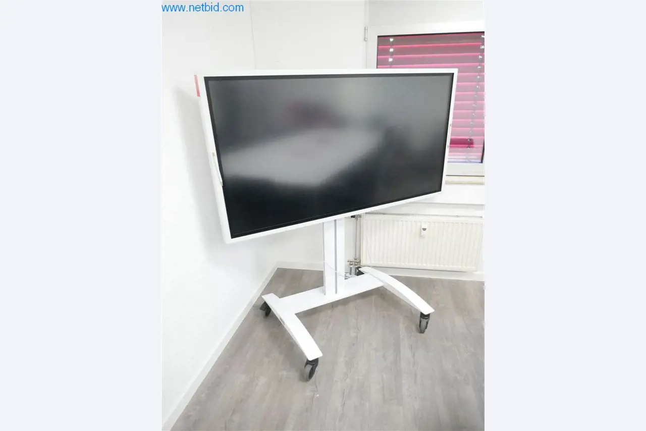 Bedrijfs- en kantooruitrusting-1