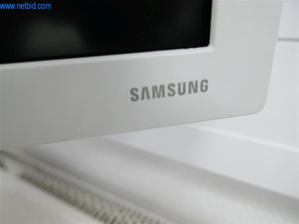 Betriebs- und Geschäftsausstattung-2