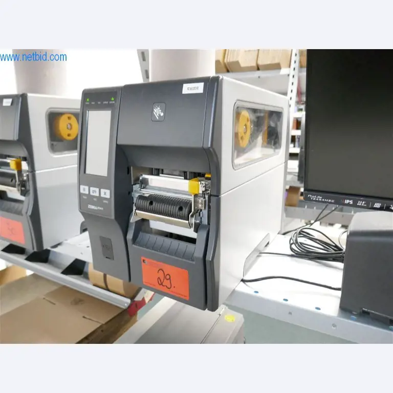 Betriebs- und Geschäftsausstattung-1