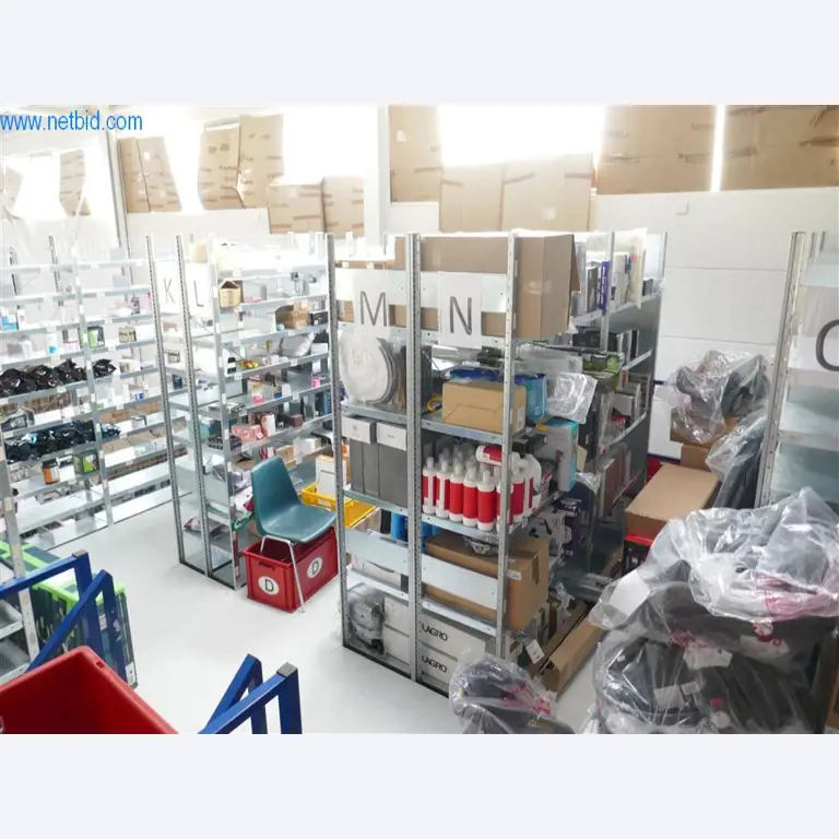 Bedrijfs- en kantooruitrusting-11