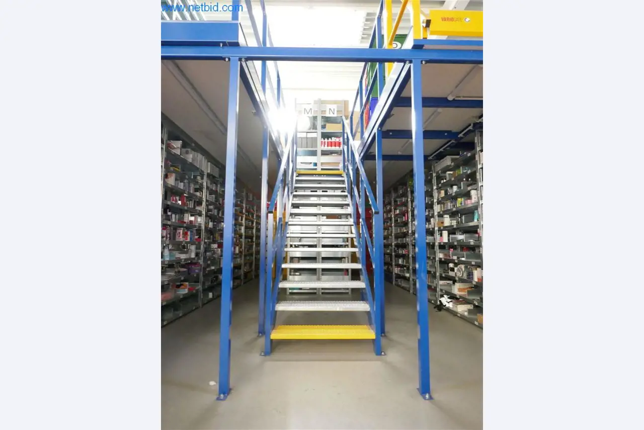 Bedrijfs- en kantooruitrusting-7