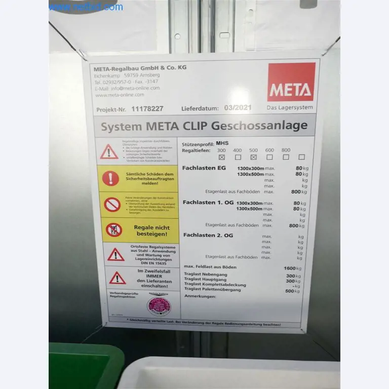 Bedrijfs- en kantooruitrusting-8