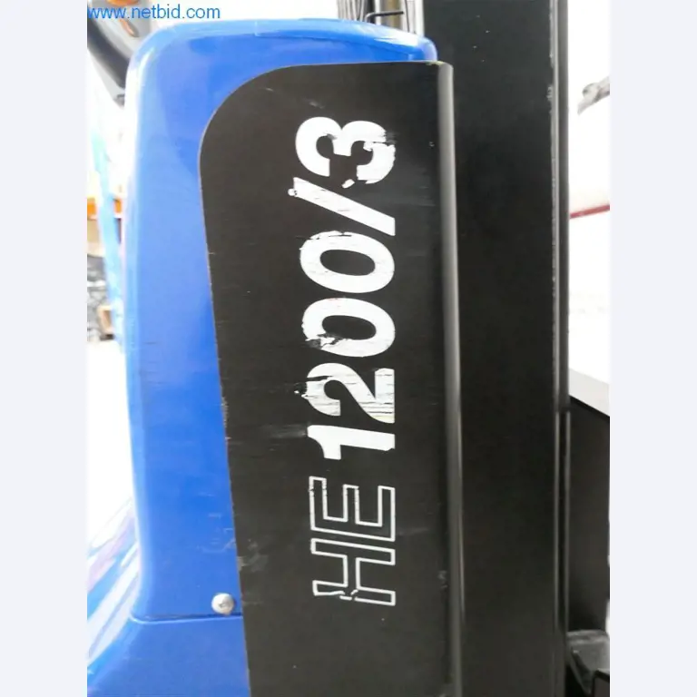 Bedrijfs- en kantooruitrusting-4