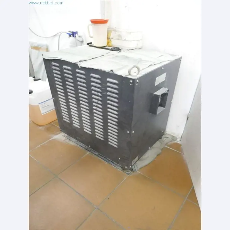 Delovna in pisarniška oprema, obratna sredstva in vozni park tiskarne-16