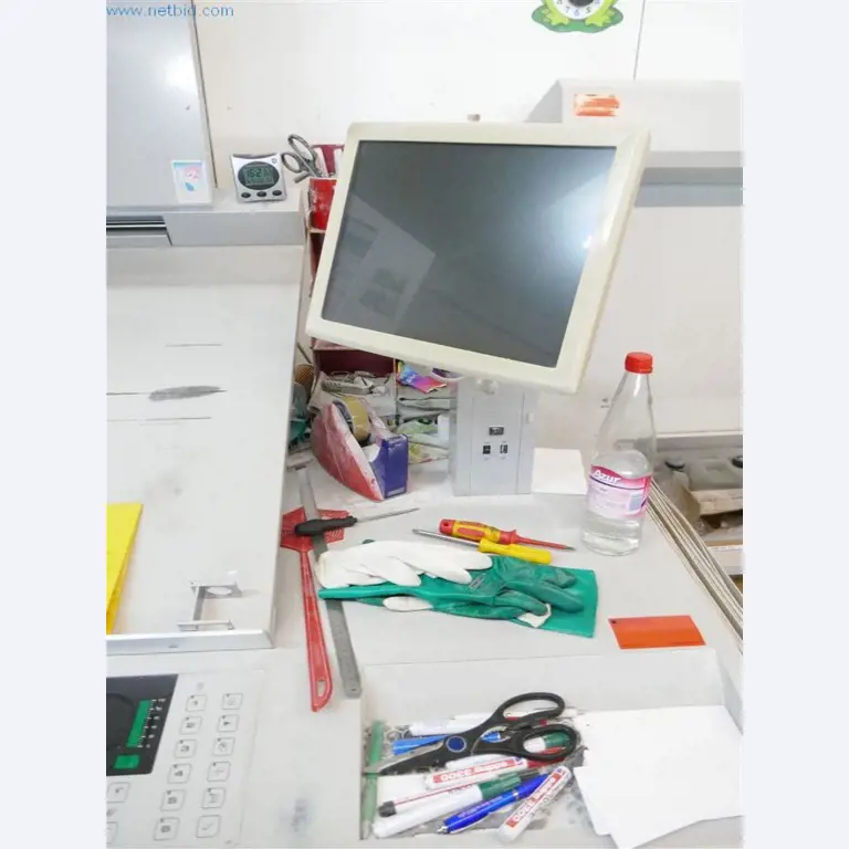 Delovna in pisarniška oprema, obratna sredstva in vozni park tiskarne-21