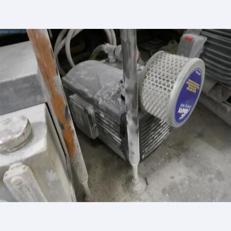 Delovna in pisarniška oprema, obratna sredstva in vozni park tiskarne-53