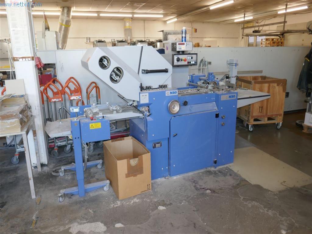 Equipos operativos y de oficina, activos circulantes y flota de vehículos de una imprenta-11