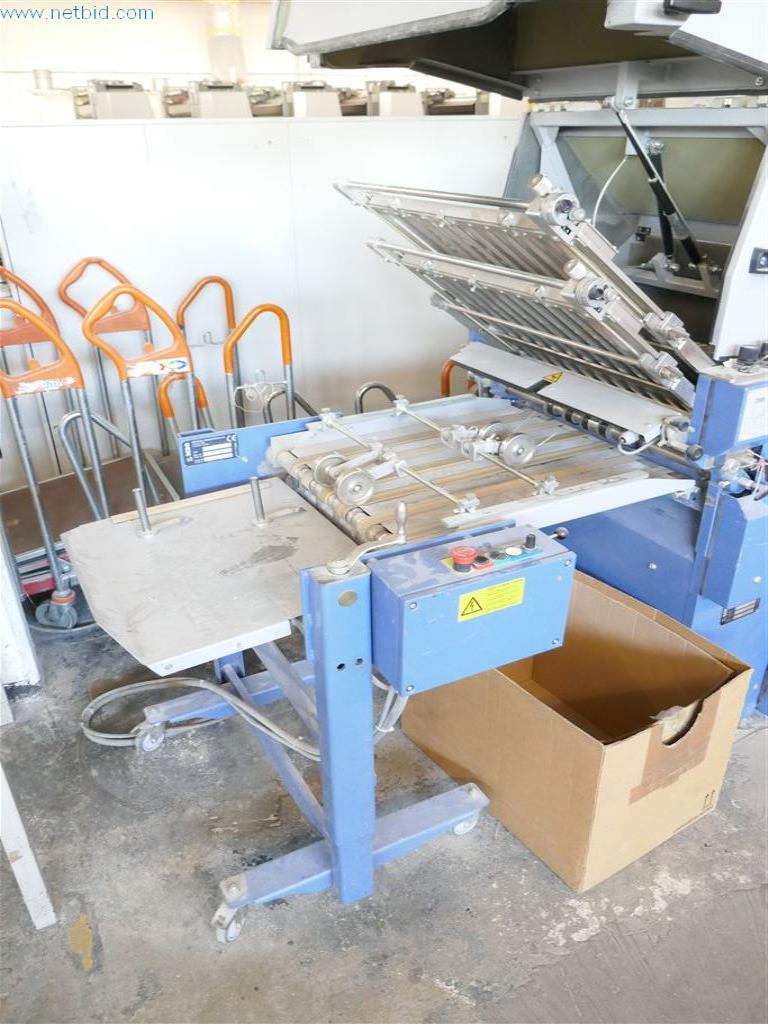 Equipos operativos y de oficina, activos circulantes y flota de vehículos de una imprenta-15