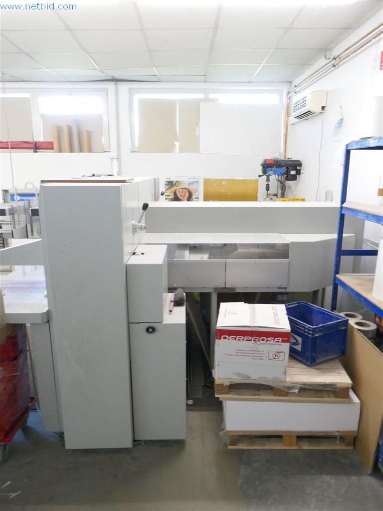 Equipos operativos y de oficina, activos circulantes y flota de vehículos de una imprenta-2