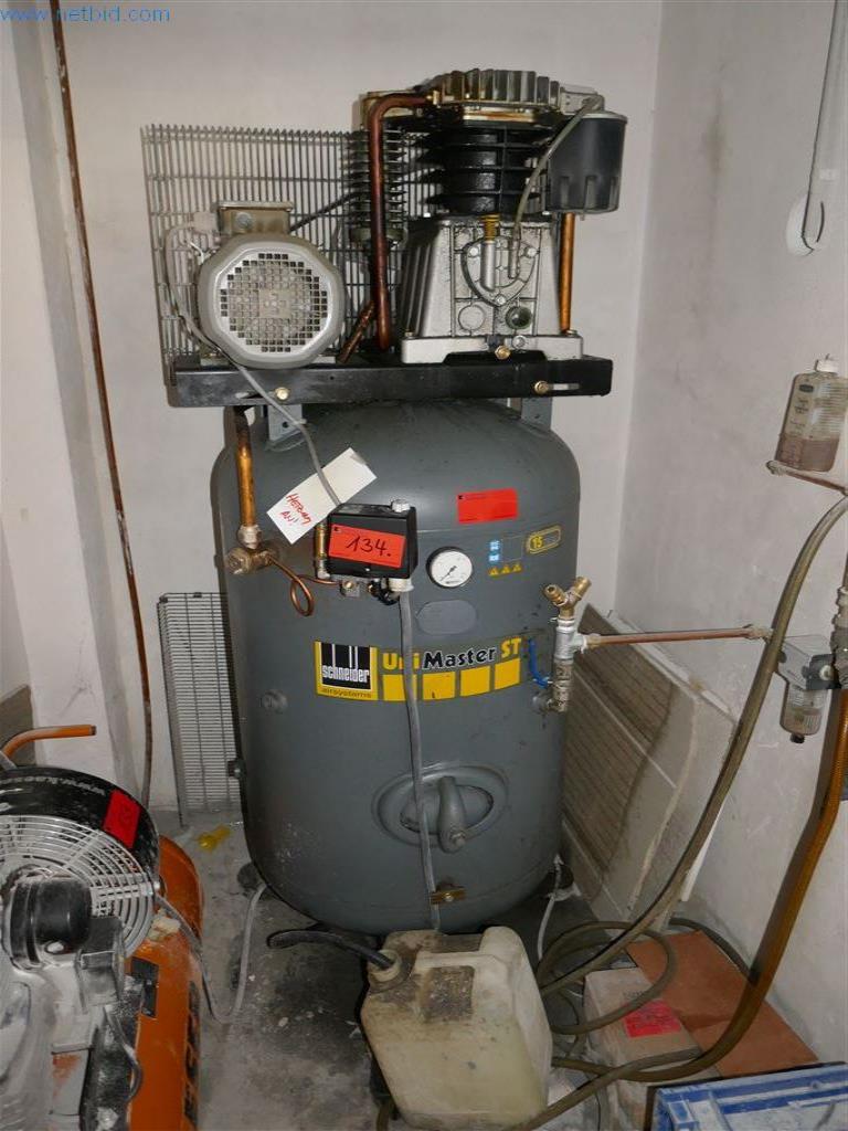 Equipement, fonds de roulement et parc de véhicules d'une imprimerie-2