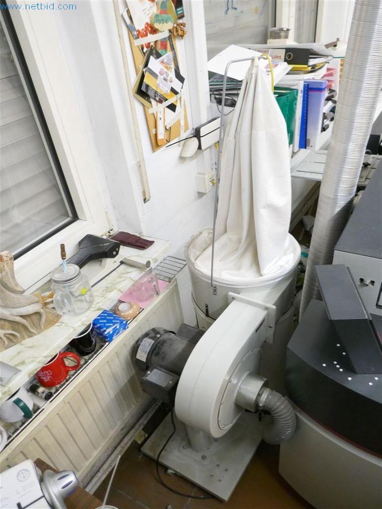 Equipos operativos y de oficina, activos circulantes y flota de vehículos de una imprenta-8