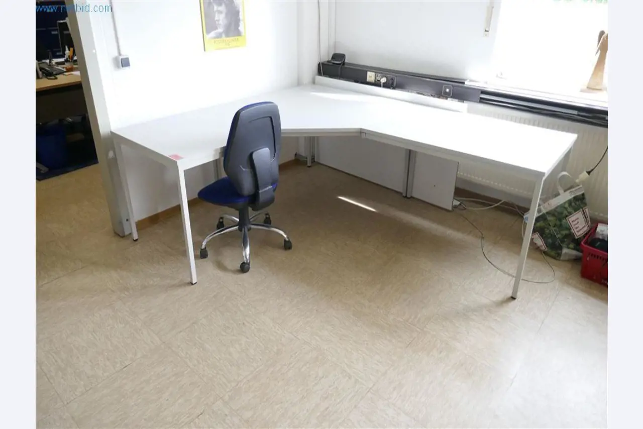 Provozní a kancelářské vybavení, oběžný majetek a vozový park tiskárny-2