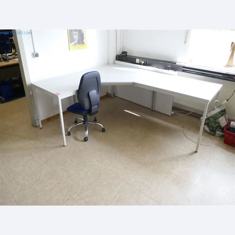 Provozní a kancelářské vybavení, oběžný majetek a vozový park tiskárny-2