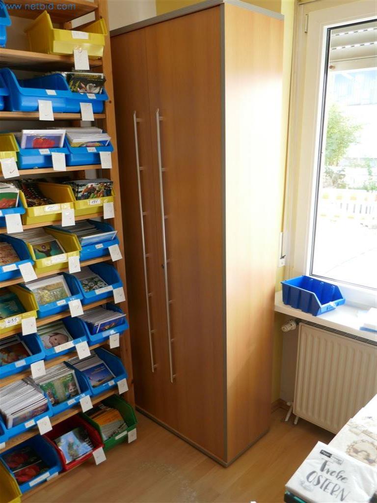 Sprzęt operacyjny i biurowy, aktywa obrotowe i flota pojazdów firmy poligraficznej-2