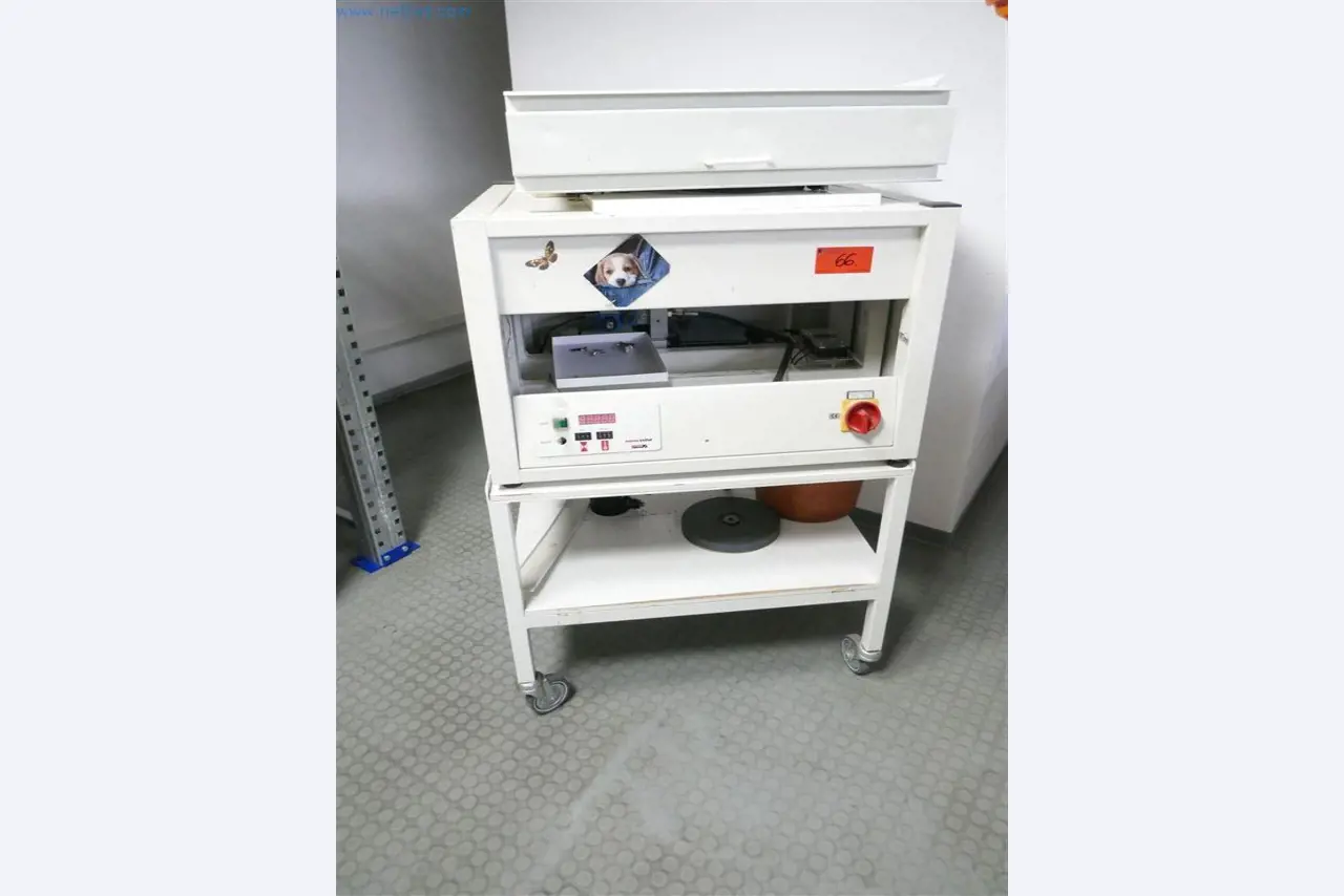 Bedrijfs- en kantooruitrusting, vlottende activa en wagenpark van een drukkerij-3