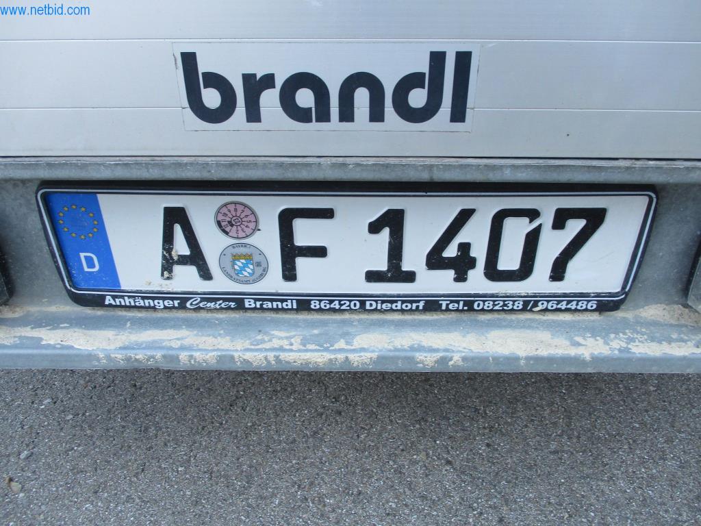 Véhicules et machines à main-3