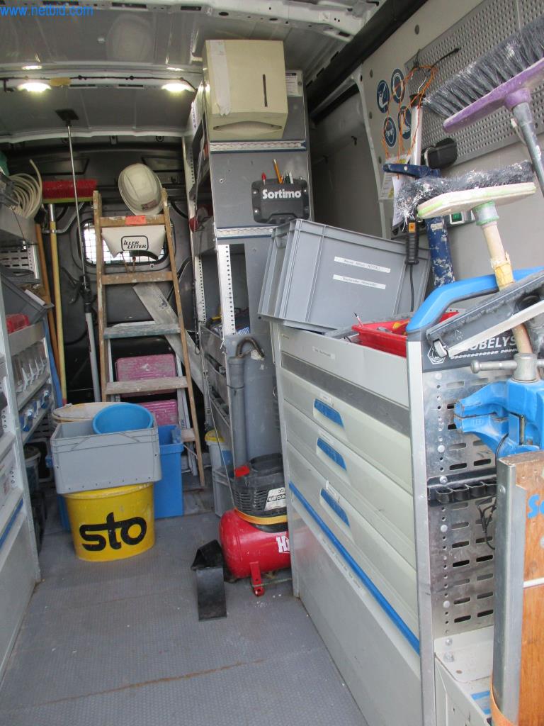 Vozidla a ruční stroje-10